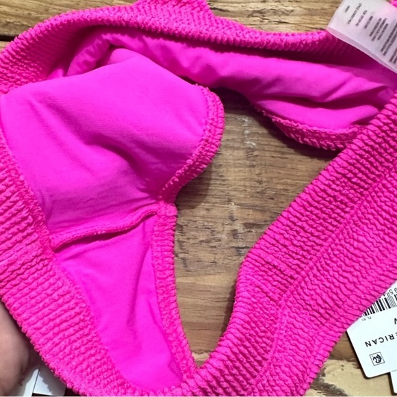 Good American Bikini Set In Hawaiian Pink - Picture 5 of 5